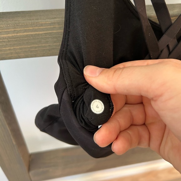 Lululemon Free to Be Moved bra - Picture 3 of 3